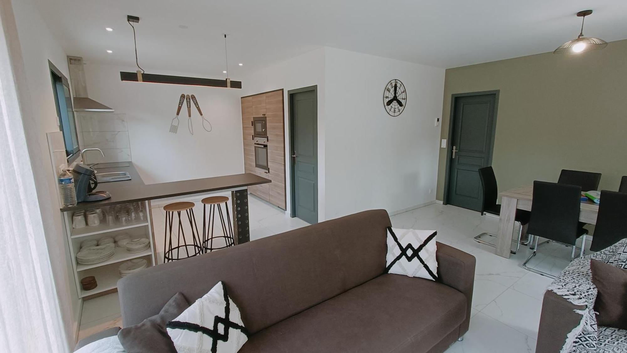 Villa Soleyana Meynes Bagian luar foto